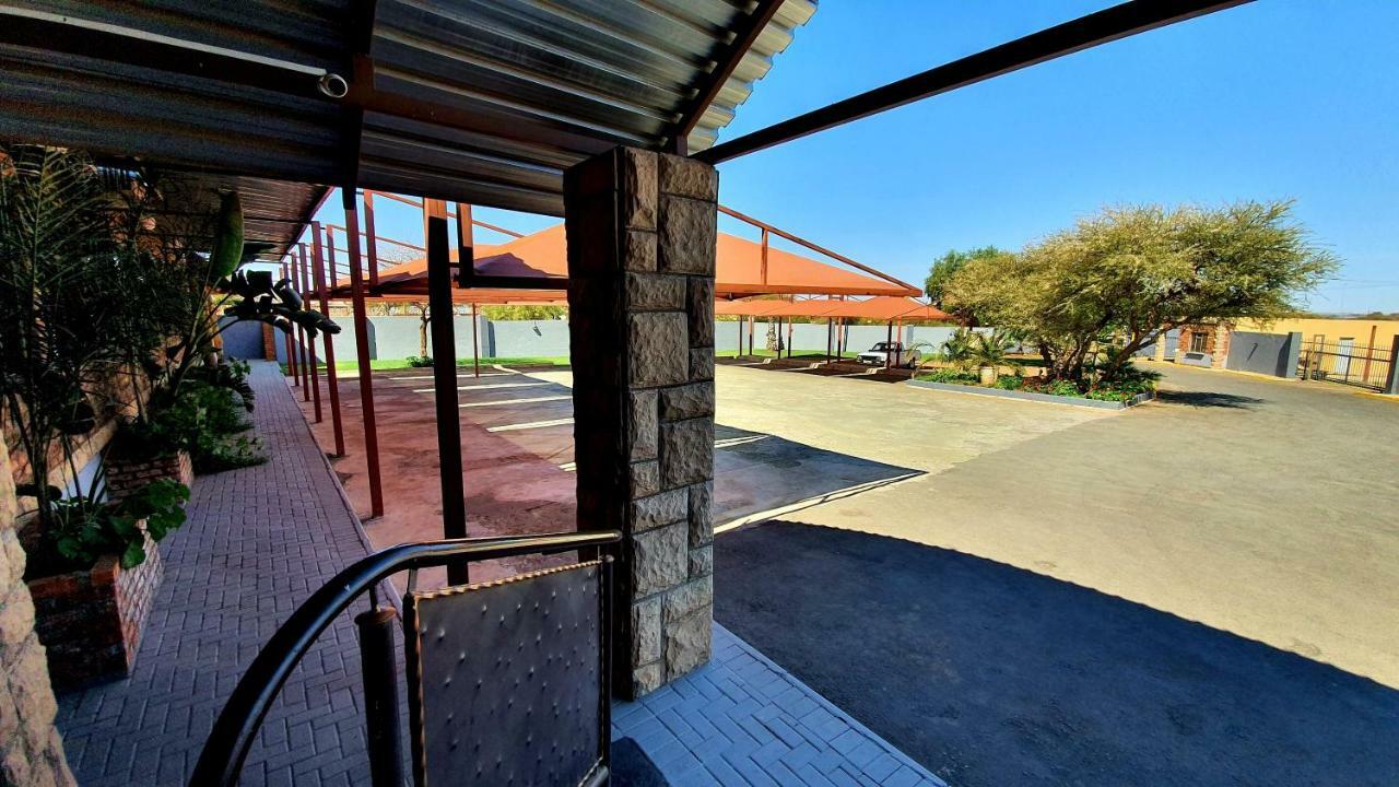 Diggies Lodge Kimberley Esterno foto